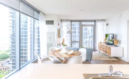 Lakeshore East Chicago Apartments For Rent | Domu